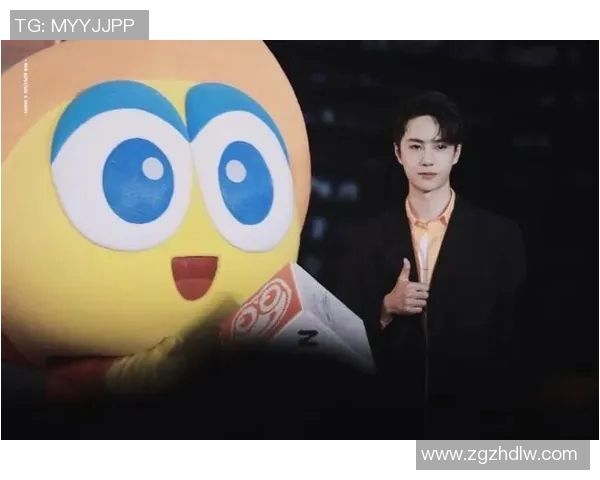 足球明星比心头像的魅力与影响力解析让你更懂他们的热爱与情感